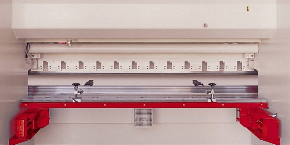Applications of Press Brake in Metal Cutting