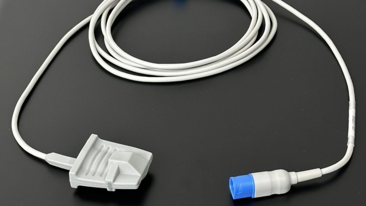 What Advantages Do Reusable SpO2 Sensors Offer Over Disposable Ones